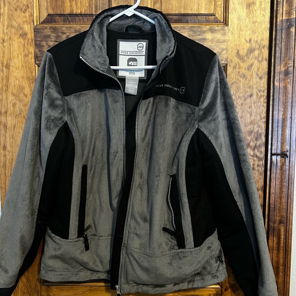 Free Country Women's Black and Gray Jacket